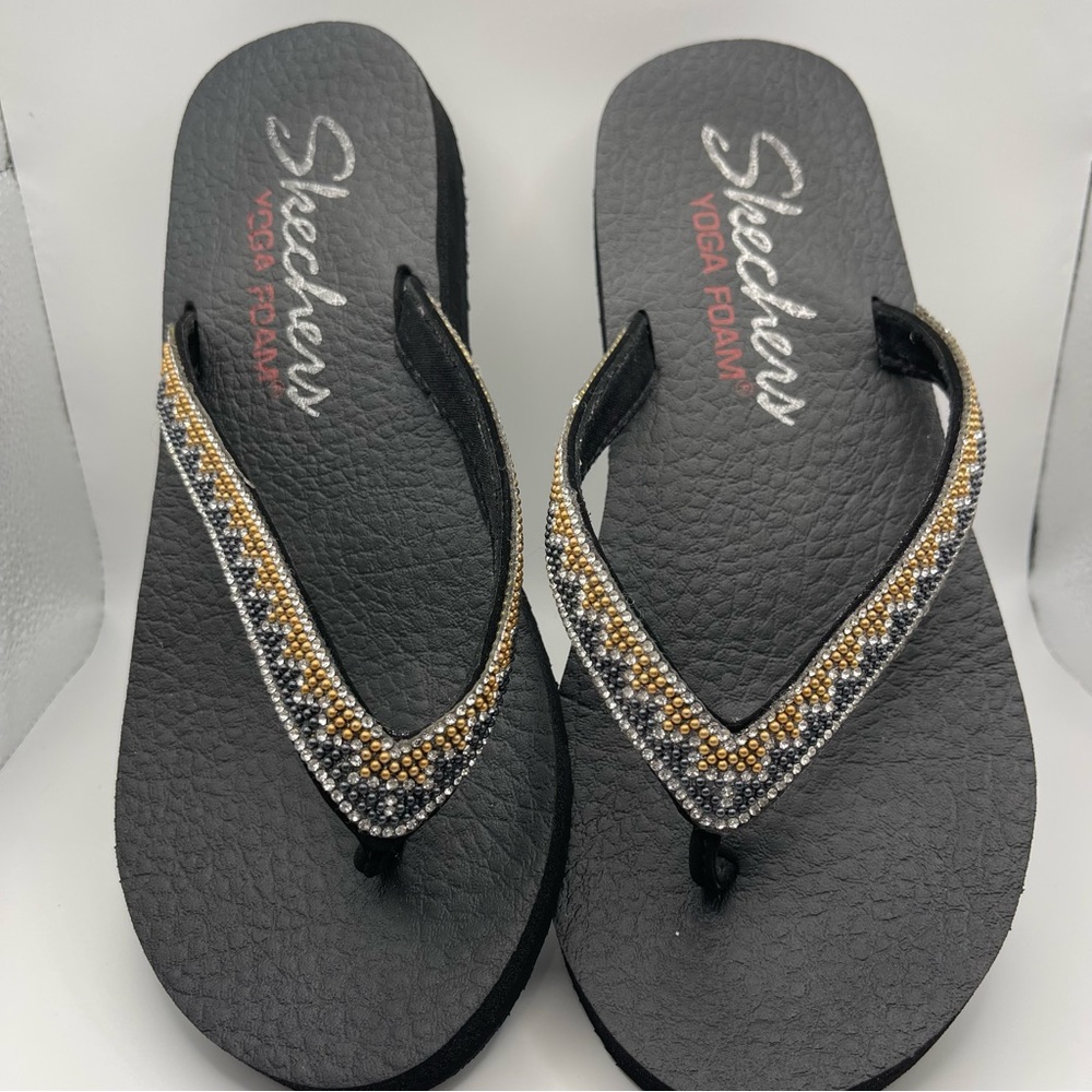 Skechers Yoga Foam Rhinestone Black Thong Sandals Flip Flops Women's Size 8
